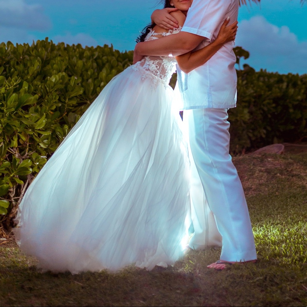Wedding dress